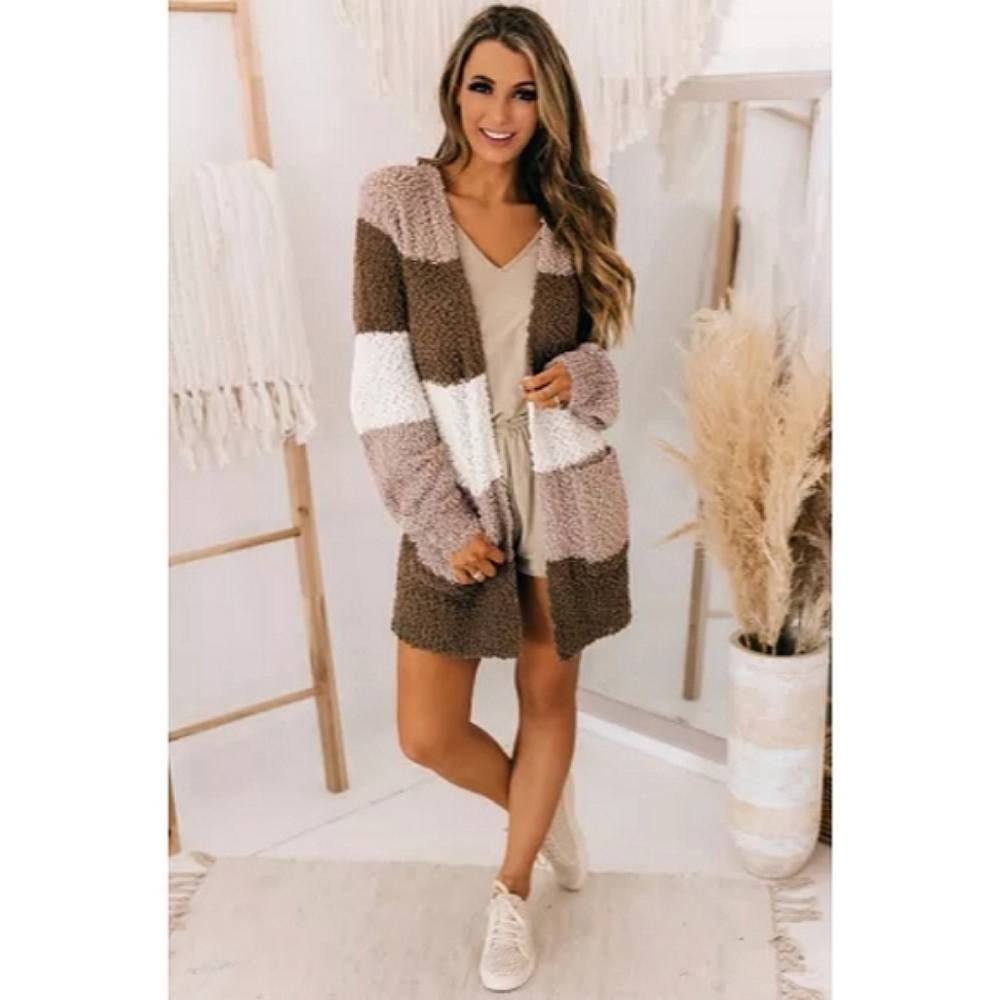LAST ONE! Plus Size JASMINE Colorblock Popcorn Cardigan - Picture 2 of 4